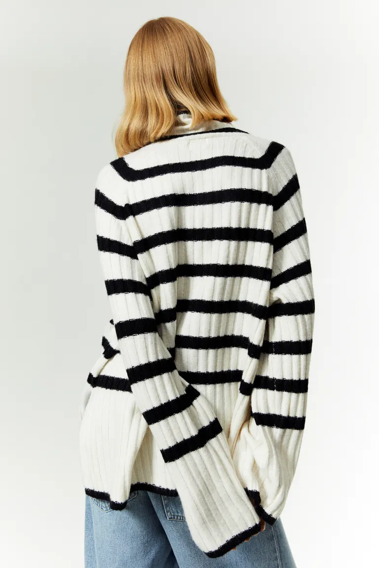 Пуловер с эластичным трикотажем и воротником-поло H&M, белый цена и фото