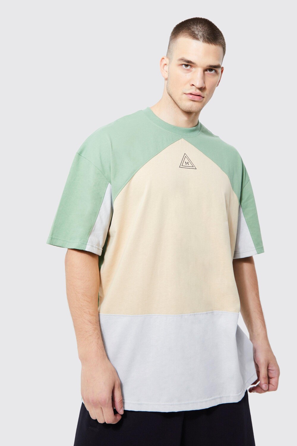 

Фирменная футболка color block оверсайз оверсайз Boohoo, шалфей