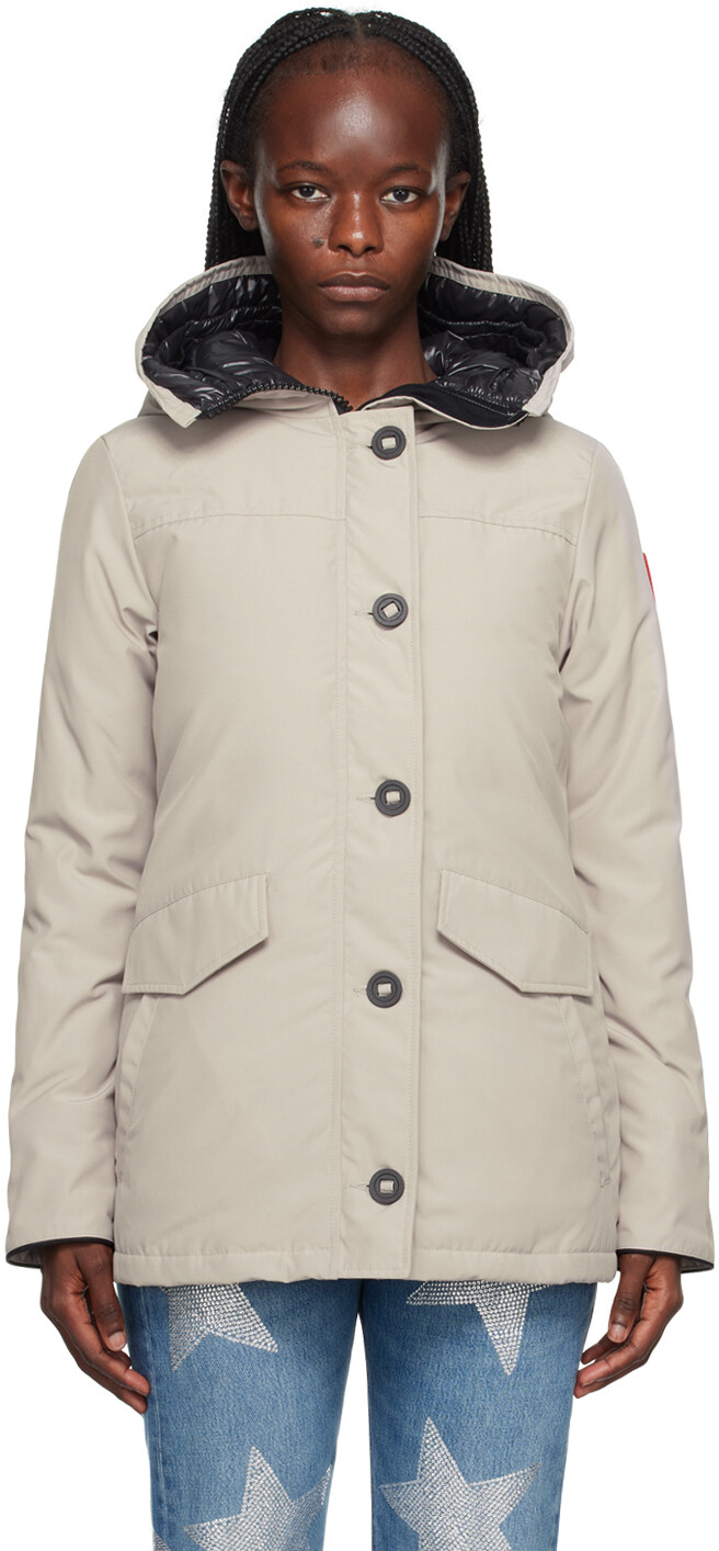 

Бежевый пуховик Lynnwood Limestone Canada Goose