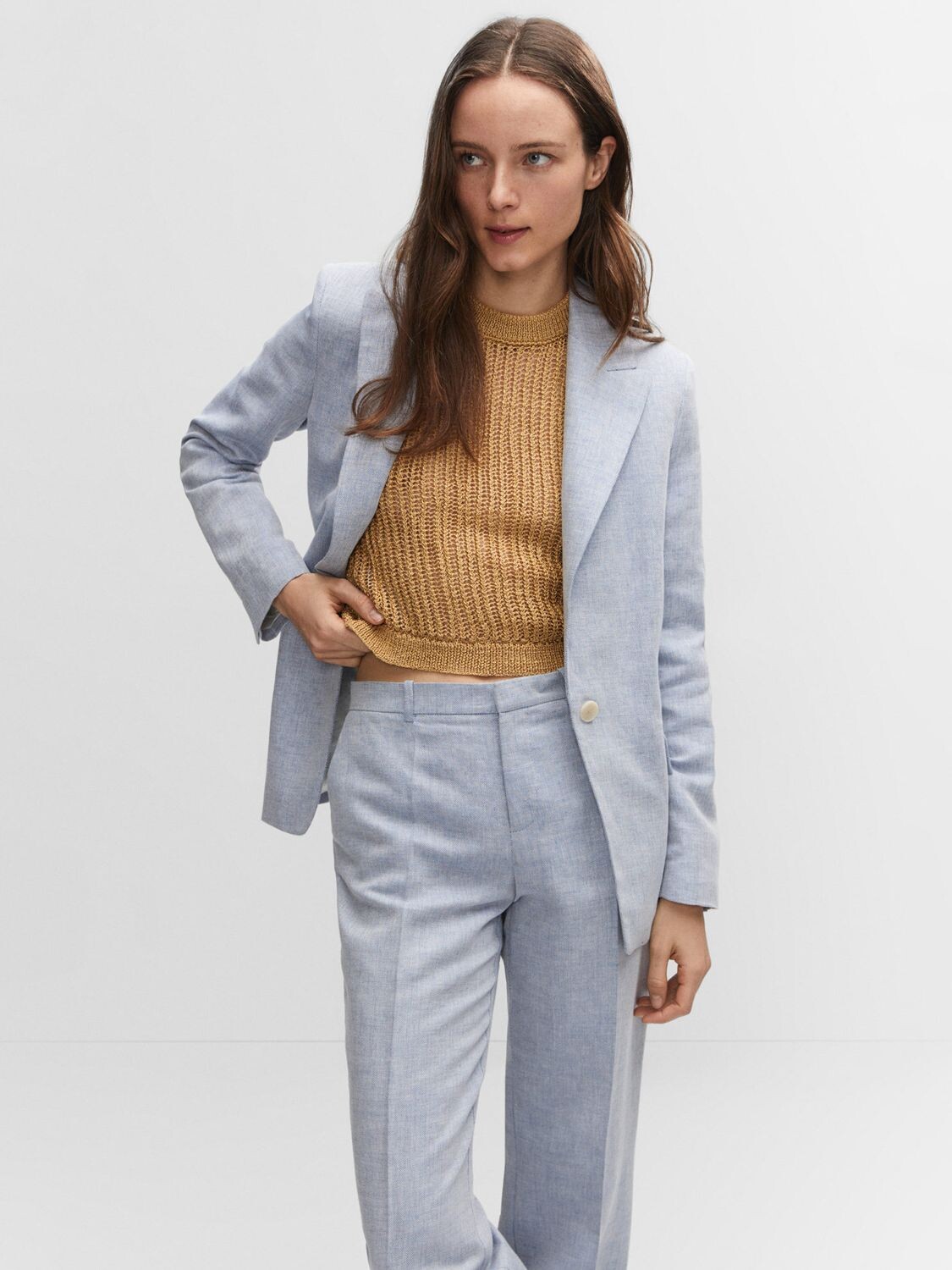 

Брюки Helio из смесового льна Mango, пастельно-синий