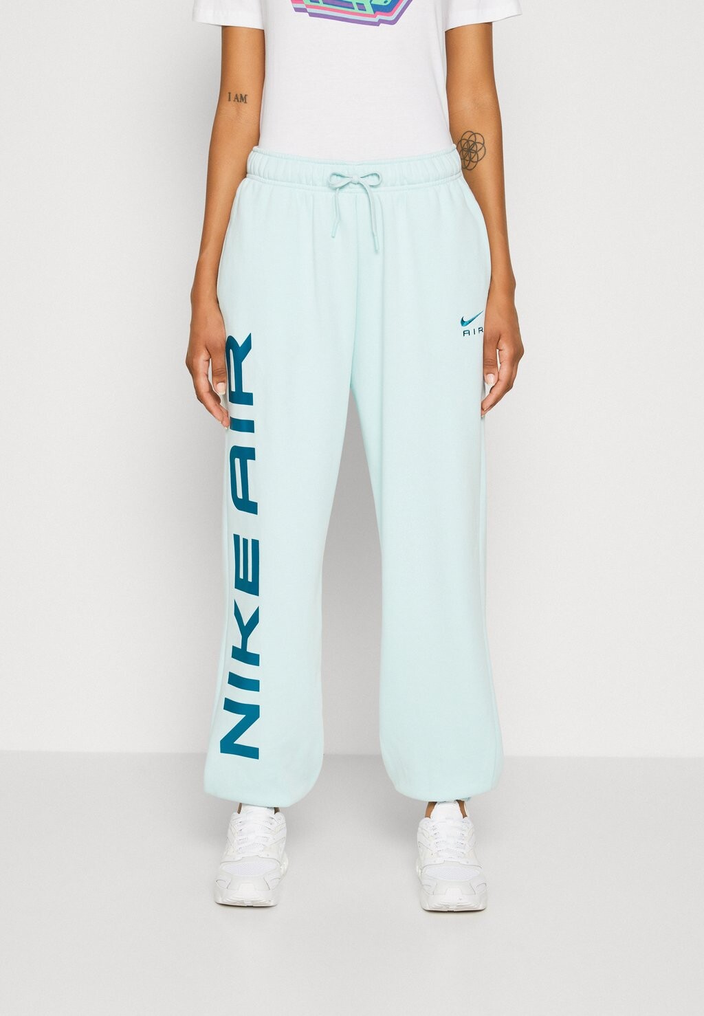 

Спортивные брюки Nike, Серый