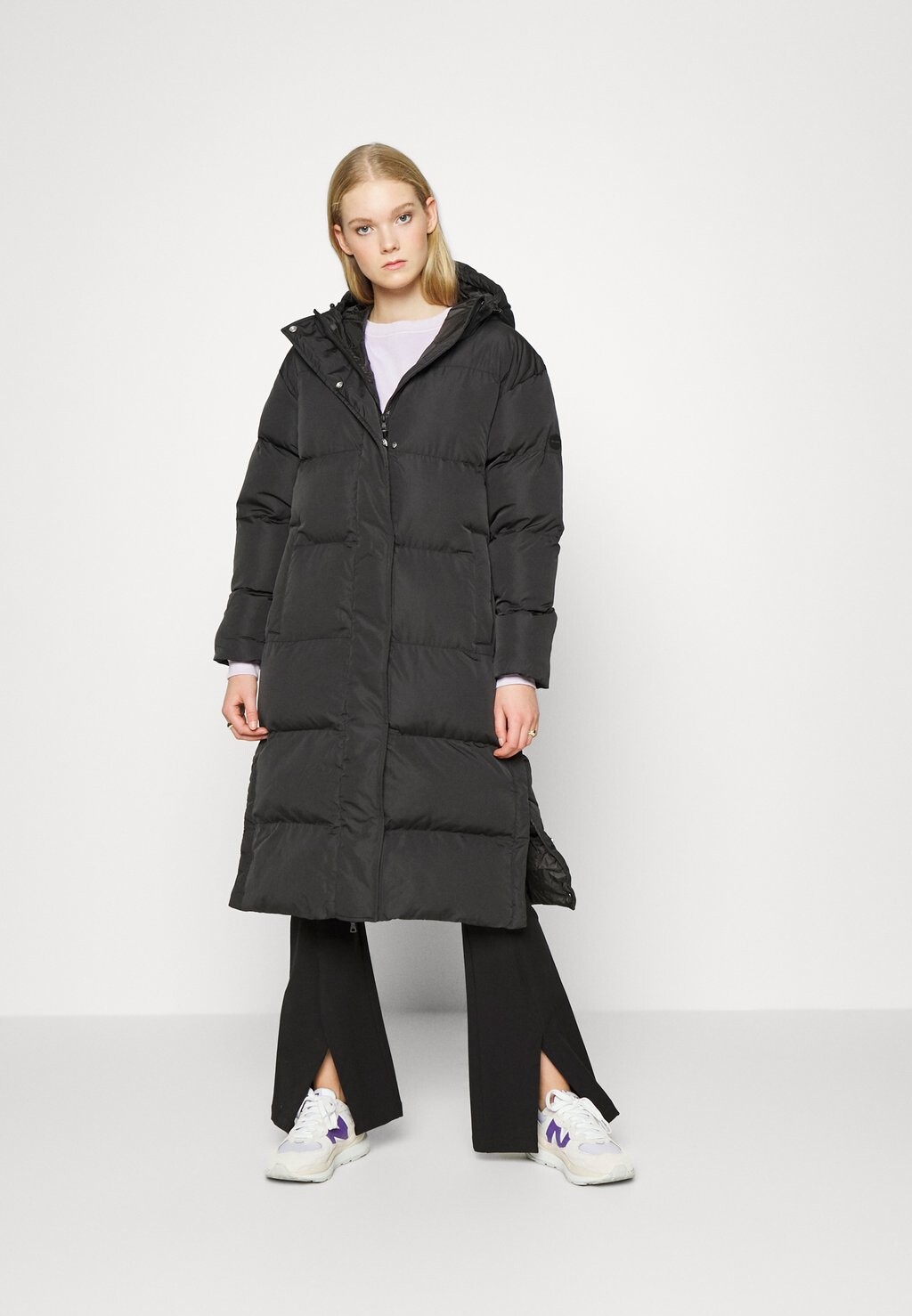 

Зимнее пальто Superdry, черный