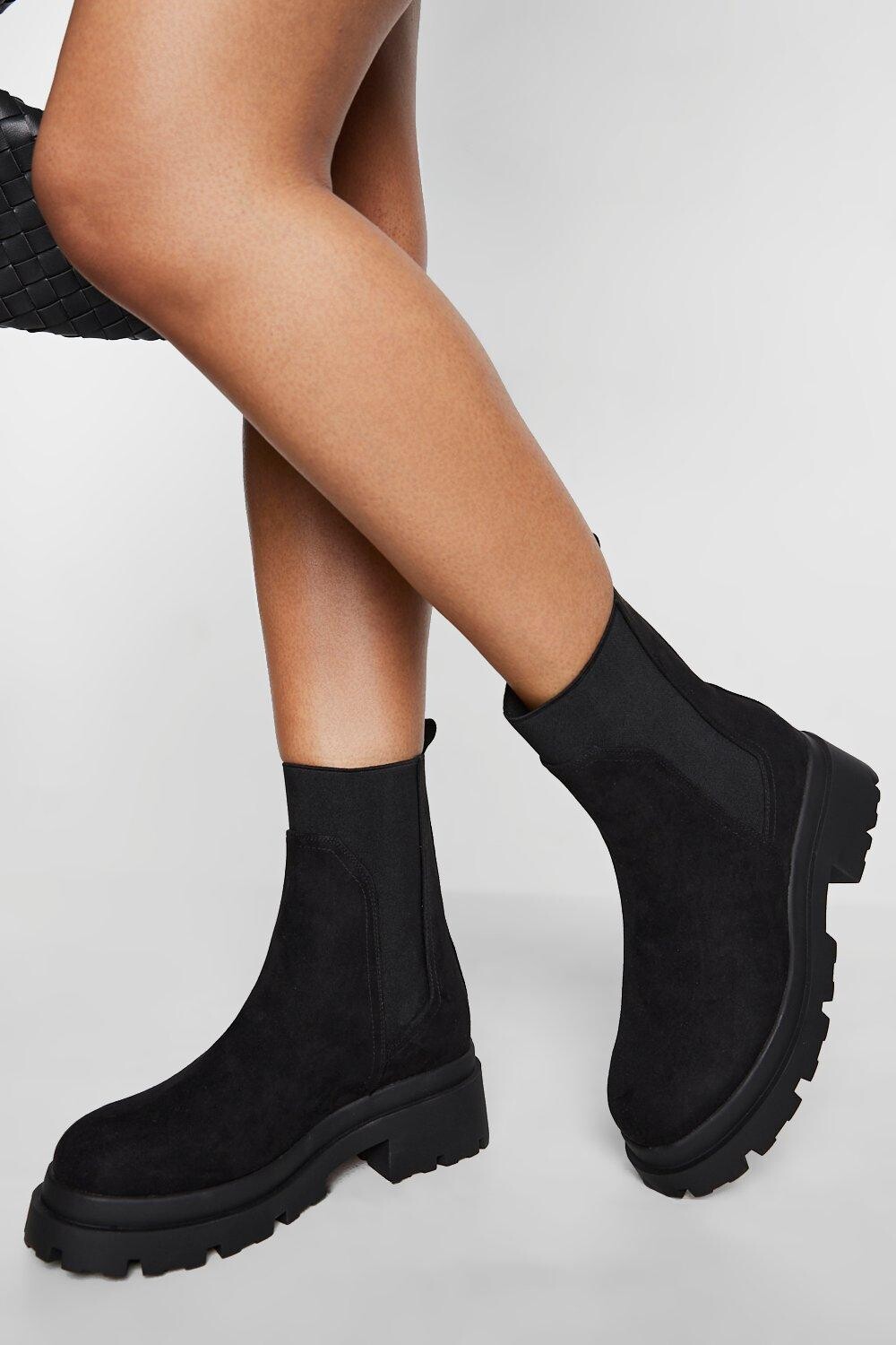 

Ботинки челси на широком каблуке boohoo, черный