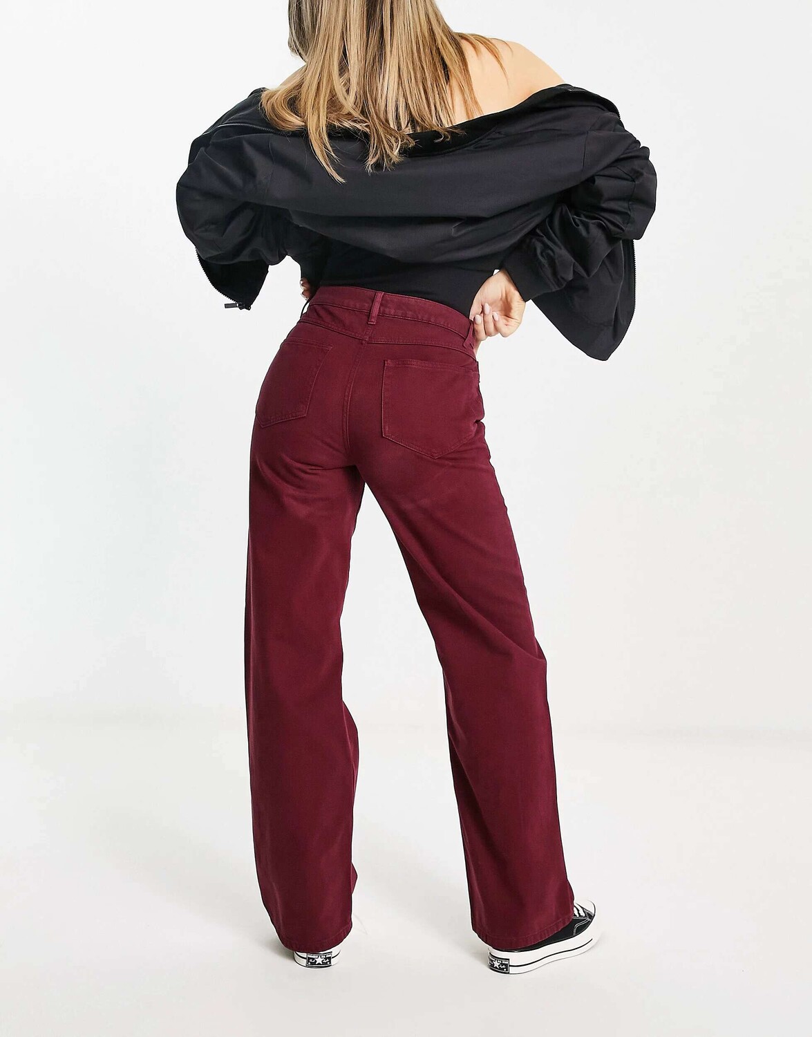 

Стираные бордовые джинсы папы ASOS