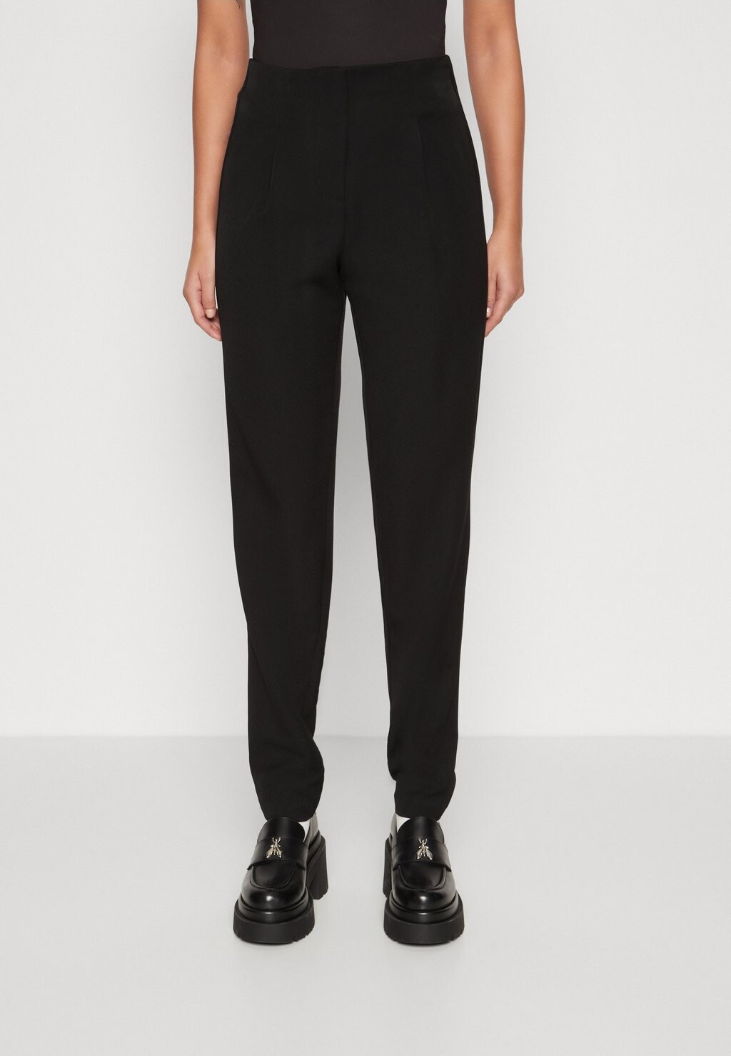 

Брюки Vmisabel Tapered Vero Moda, черный