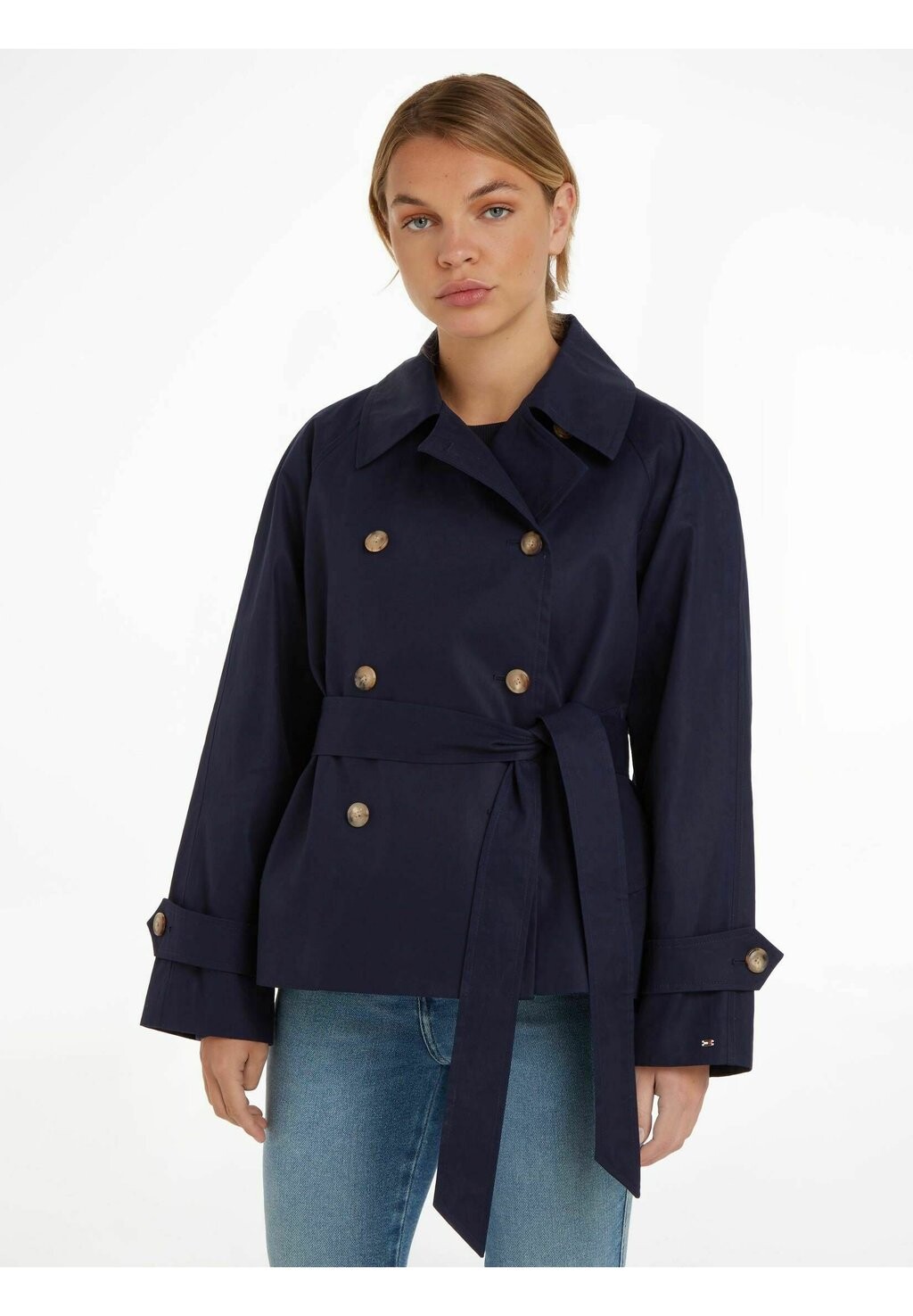 

Легкая куртка Tommy Hilfiger
