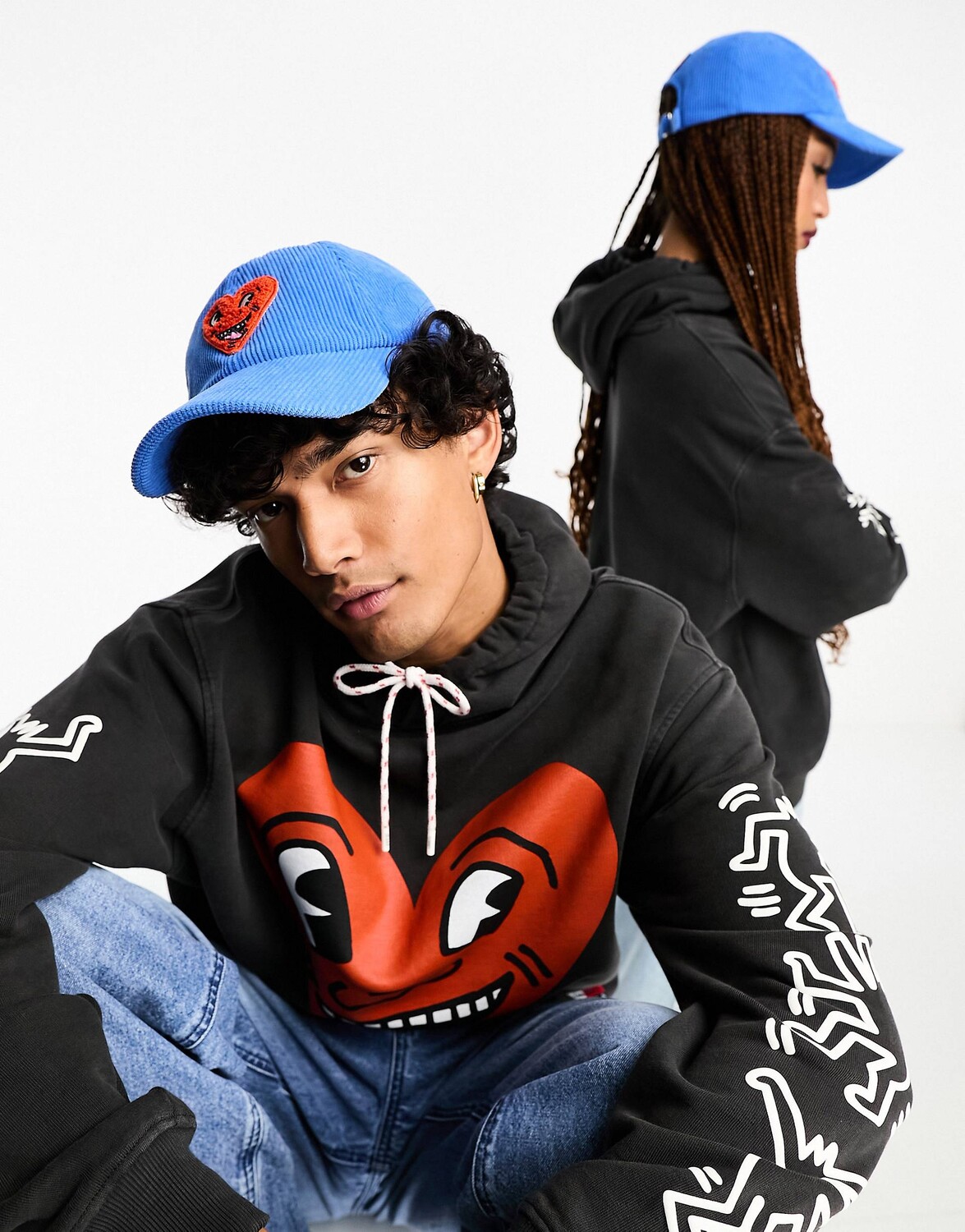 

Синяя вельветовая кепка унисекс с рисунком Tommy Jeans x Keith Haring