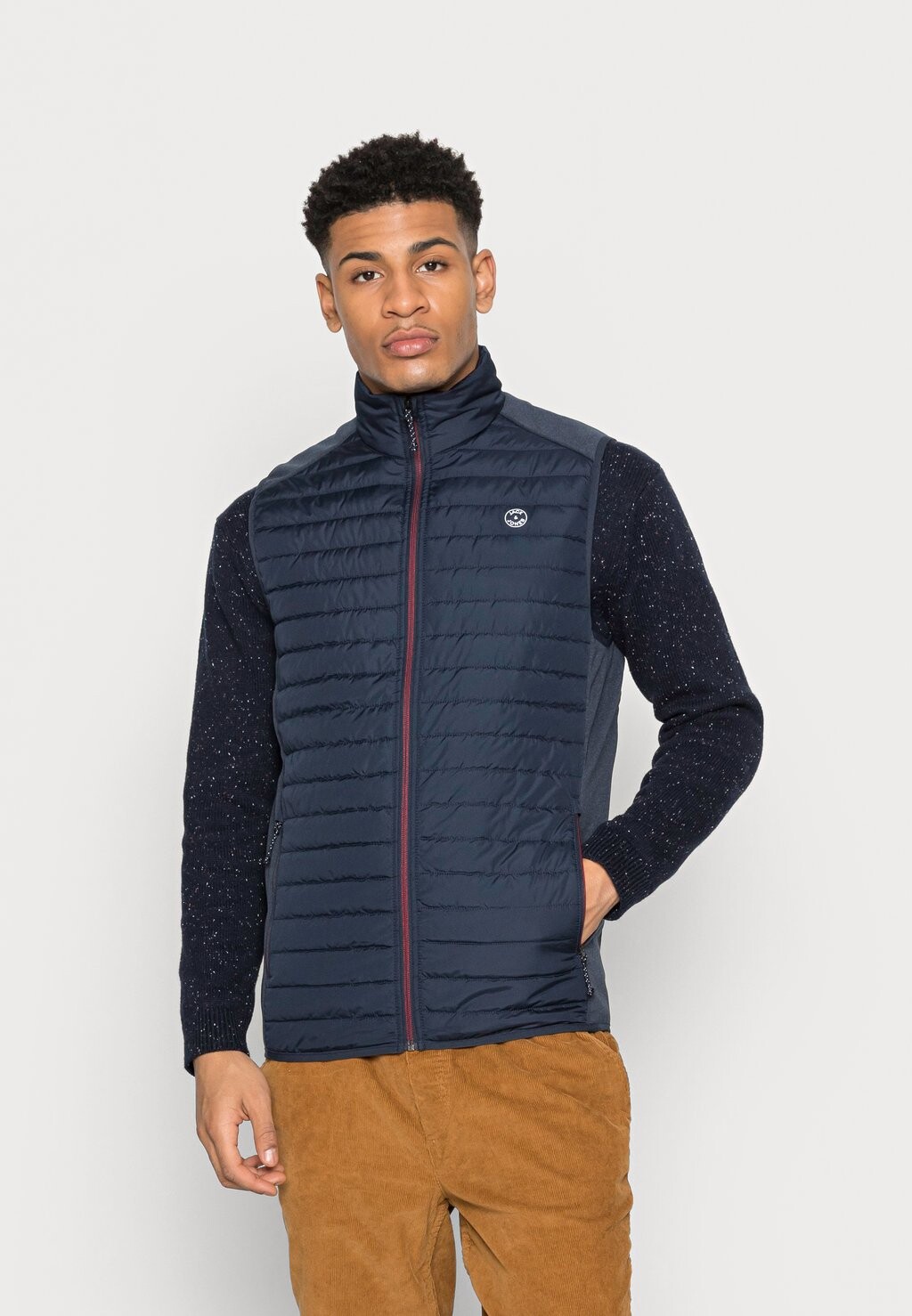 

Жилет Jack & Jones