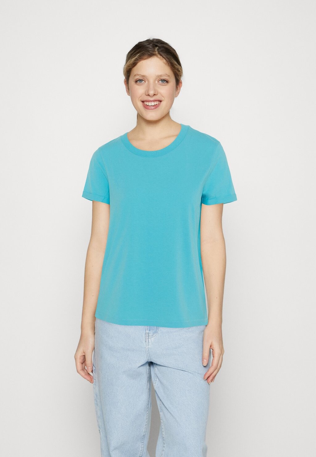 

Базовая футболка Vero Moda, Синий