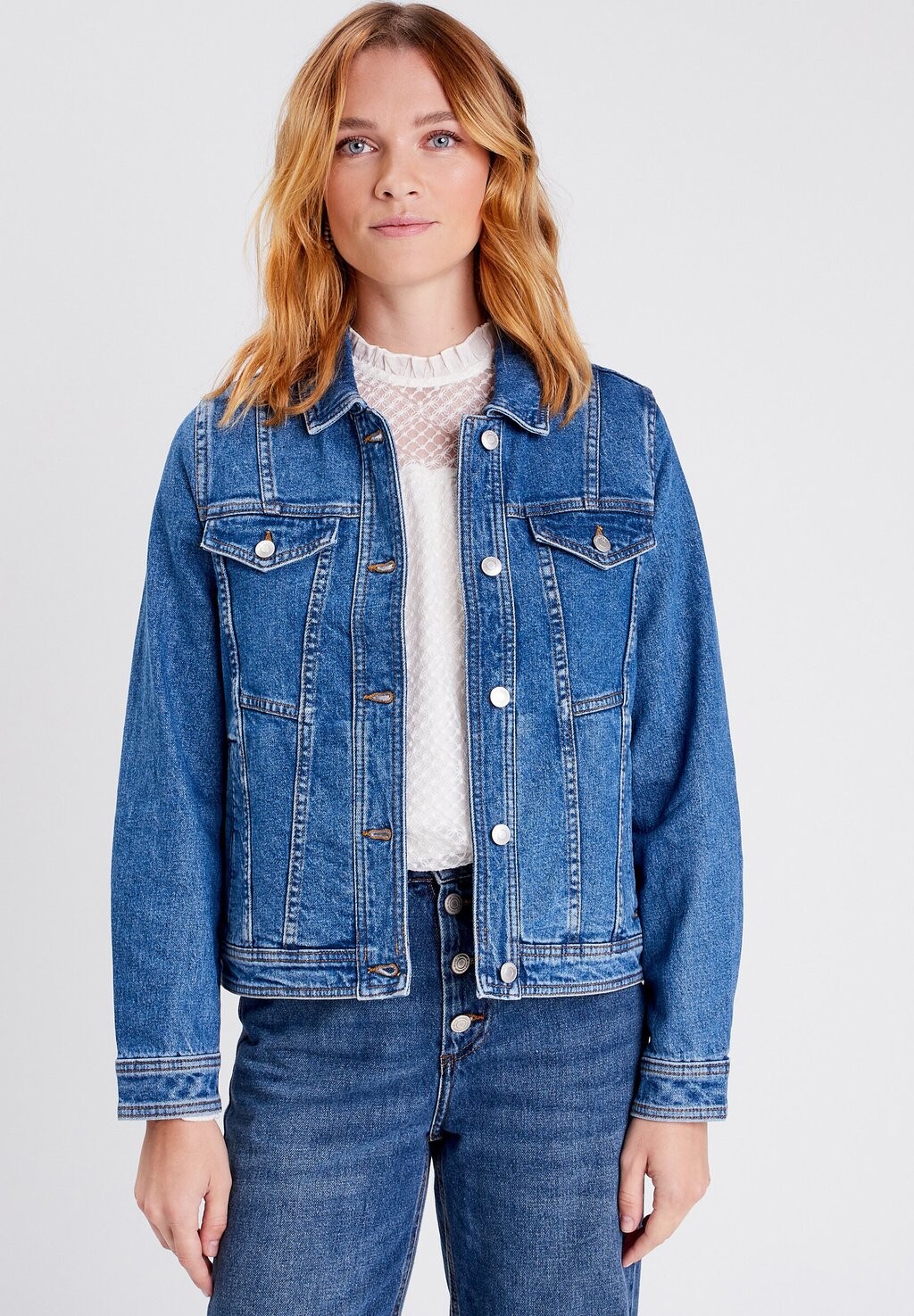 

Джинсовая куртка BONOBO Jeans