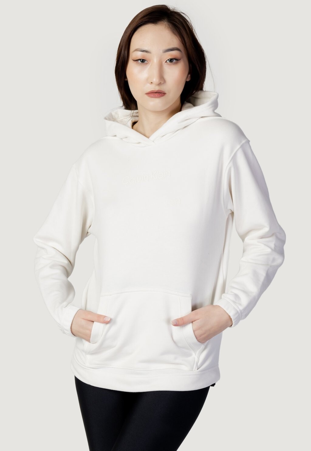 

Худи с капюшоном Calvin Klein