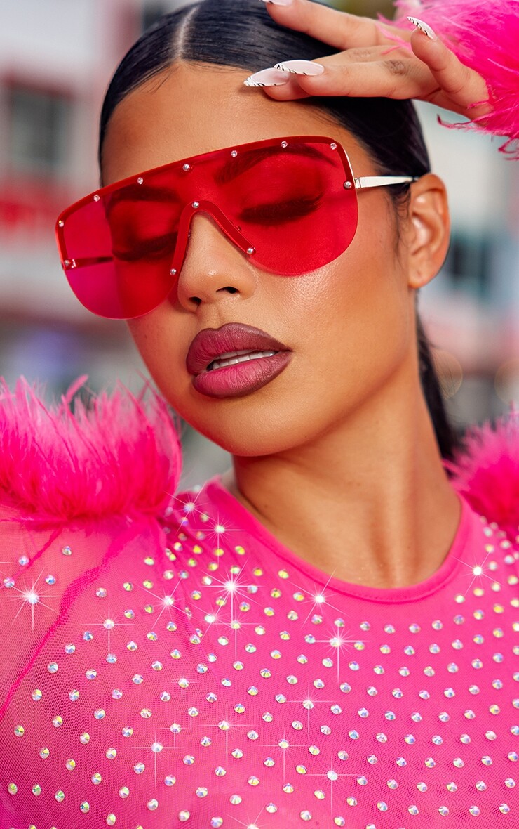 

PrettyLittleThing Розовые солнцезащитные очки с козырьком и стразами