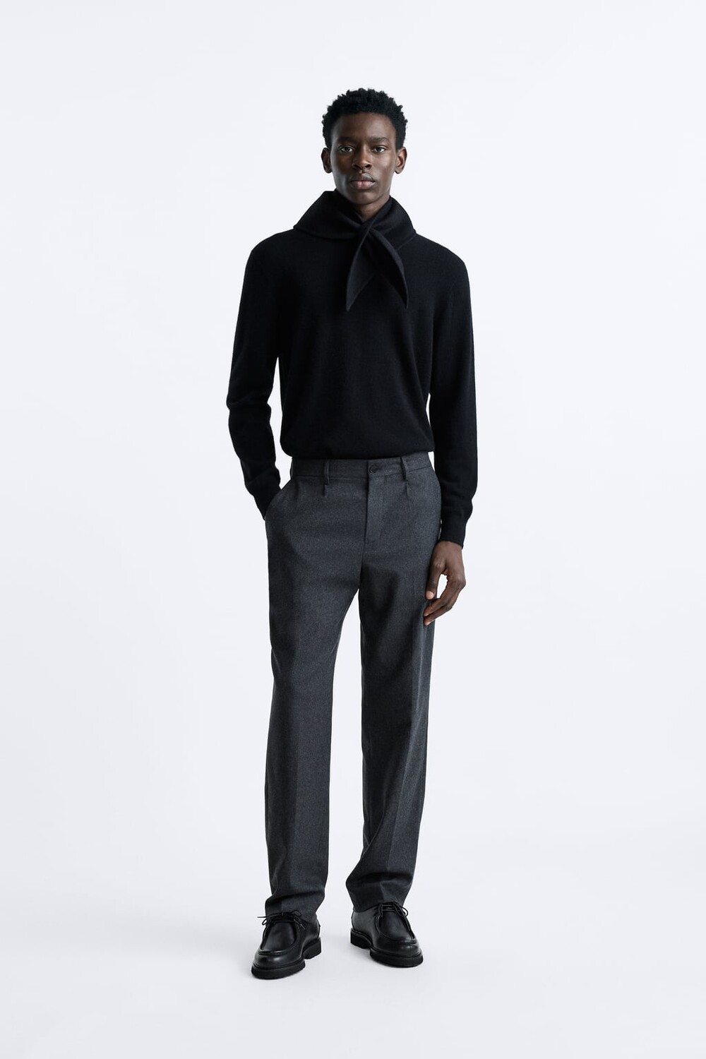 

Костюмные брюки из смесовой шерсти ZARA, угольный