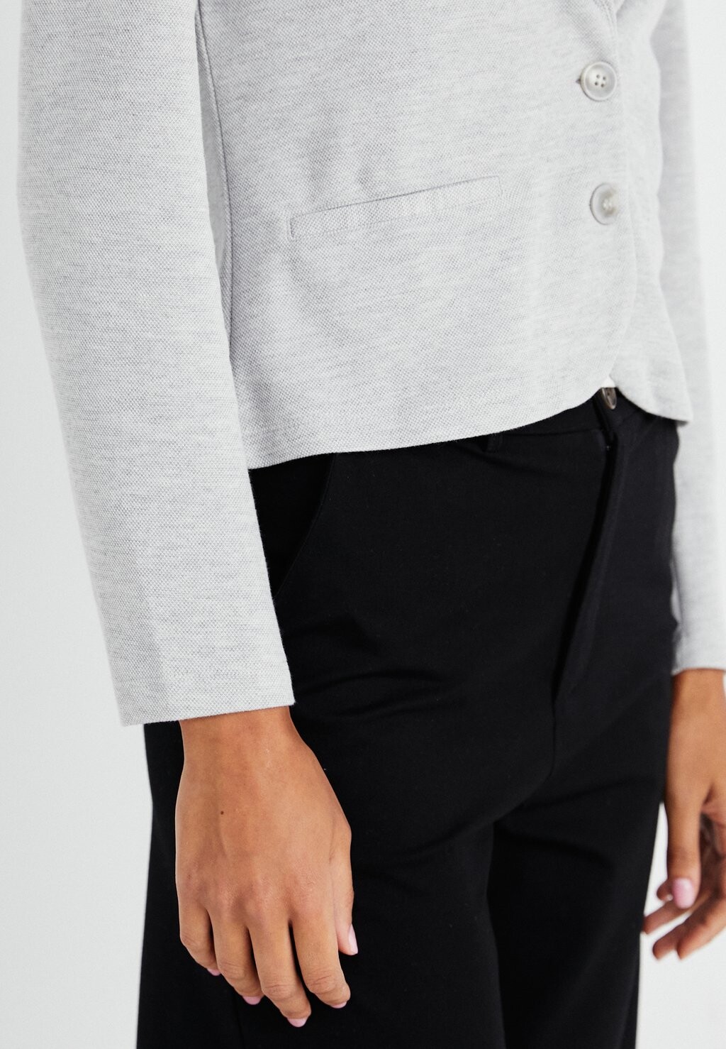 

Блейзер VMEMMA Vero Moda, светло-серый