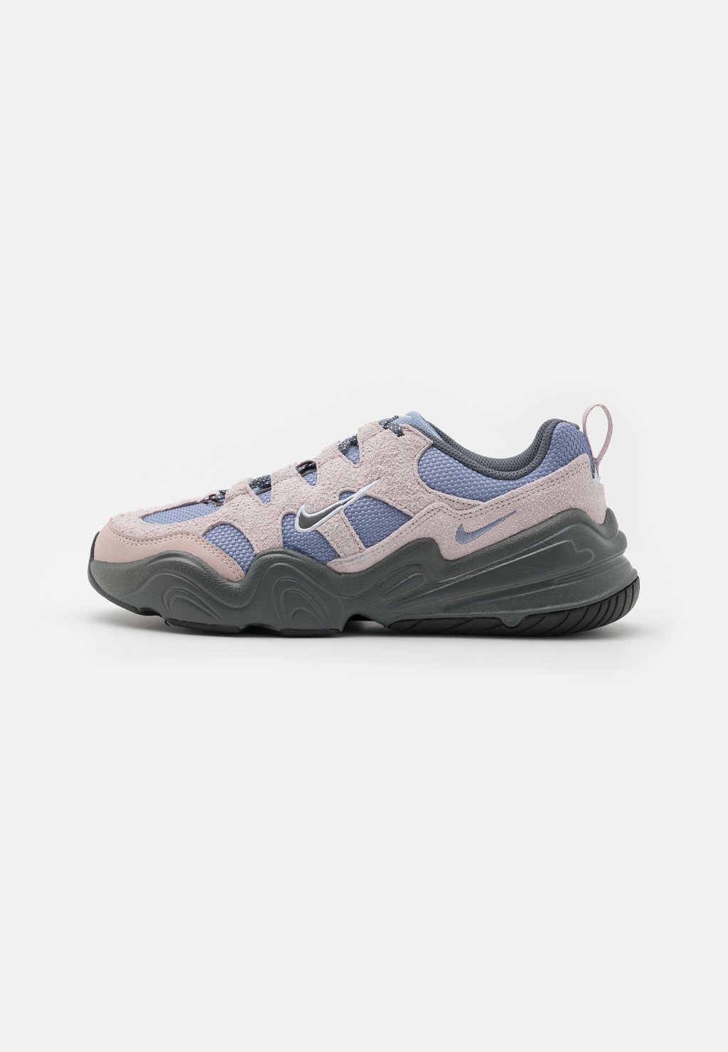 

Низкие кроссовки Tech Hera Nike, цвет ashen slate/football grey/platinum violet/anthracite