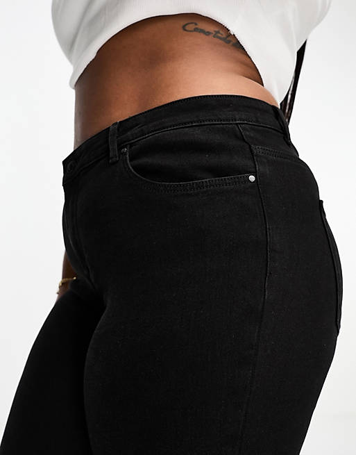 Черные джинсы скинни средней посадки Vero Moda Curve