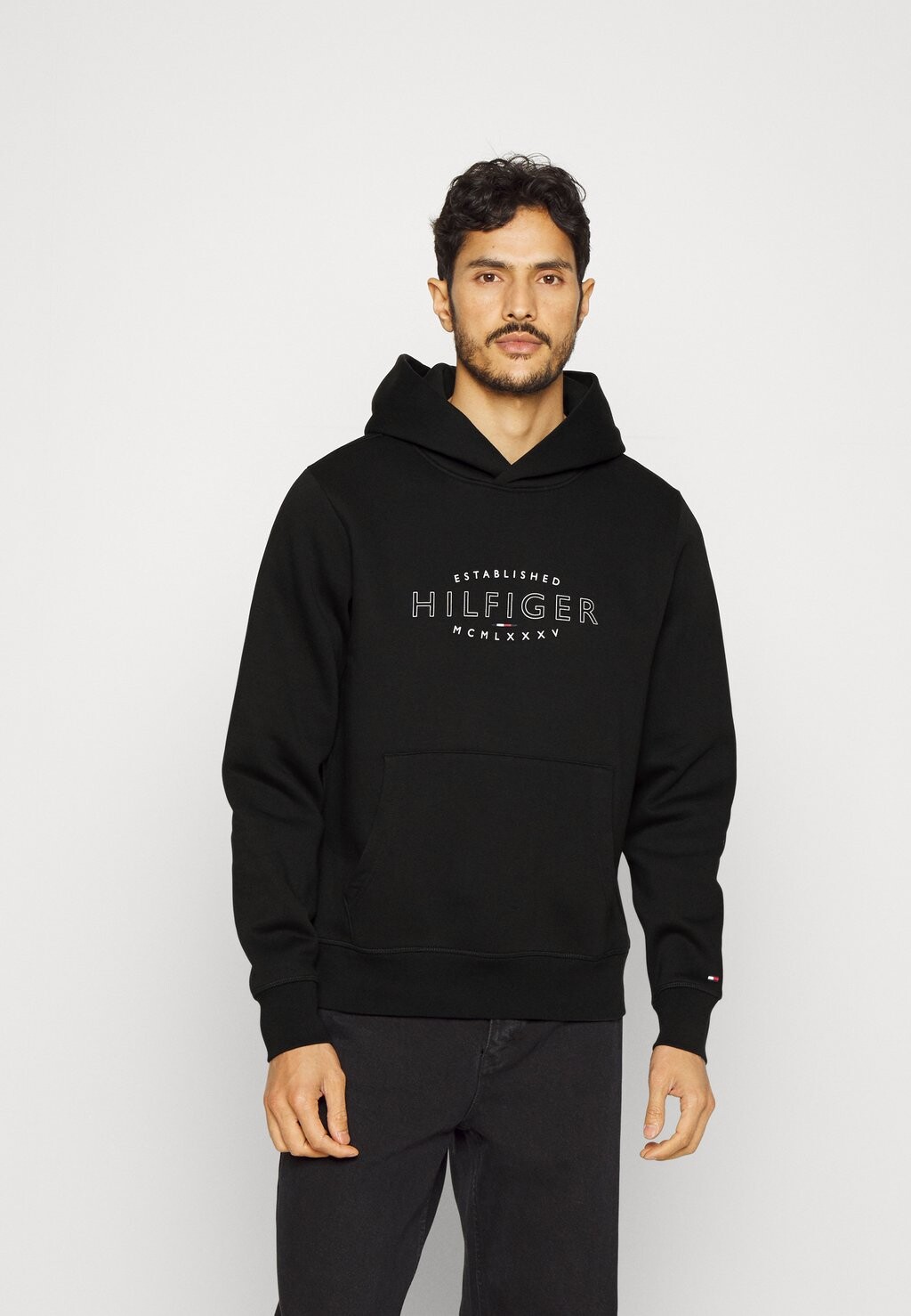 

Худи Tommy Hilfiger, черный