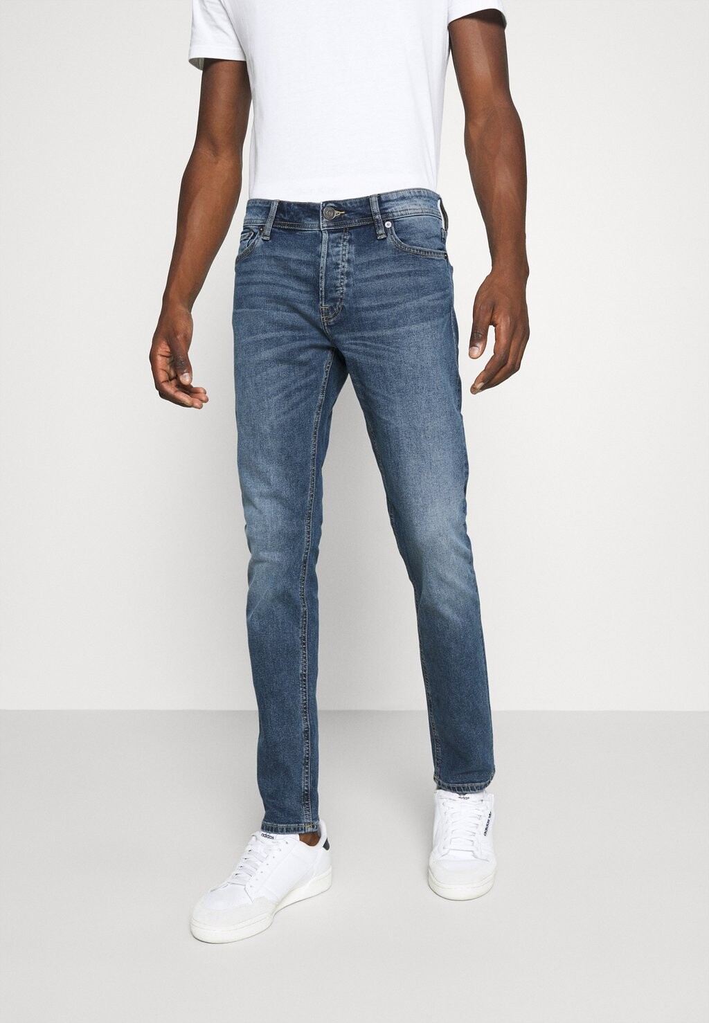 

Джинсы Slim fit Jack & Jones