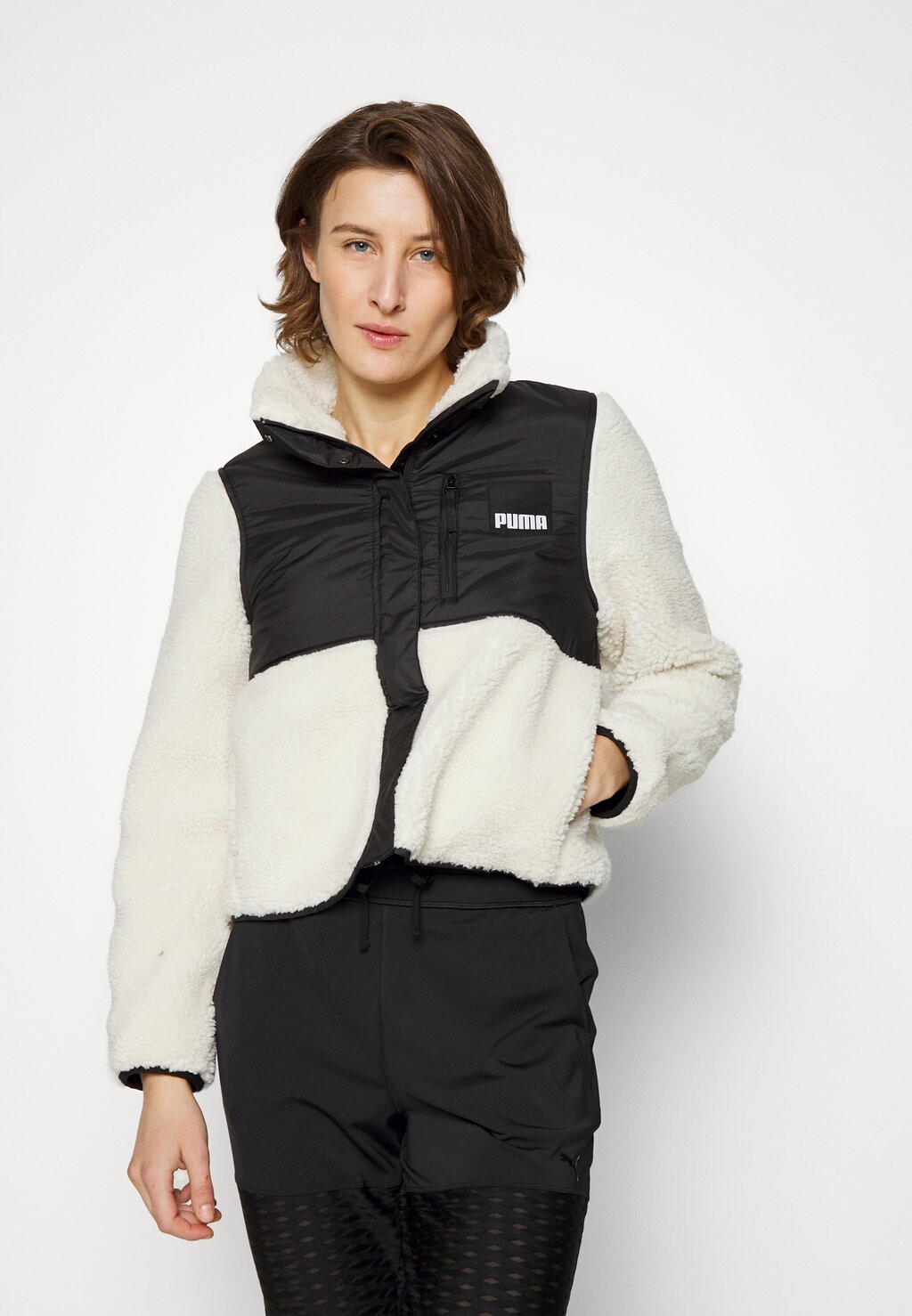 

Флисовая куртка Puma