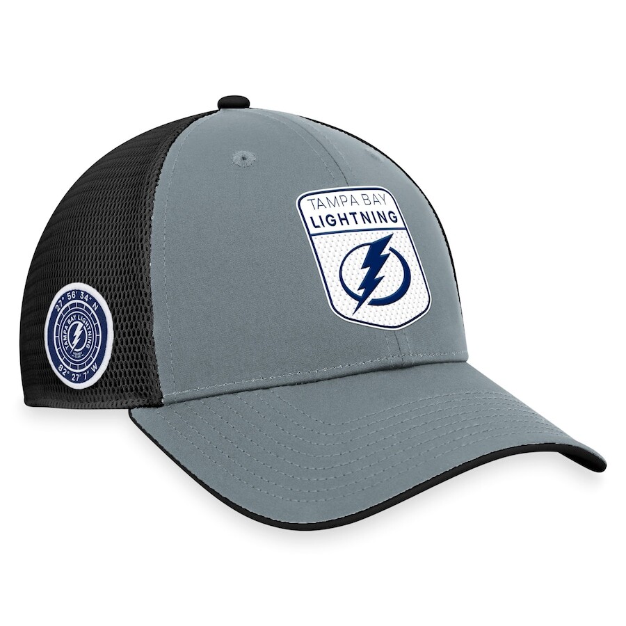 

Бейсболка Fanatics Branded Tampa Bay Lightning, серый