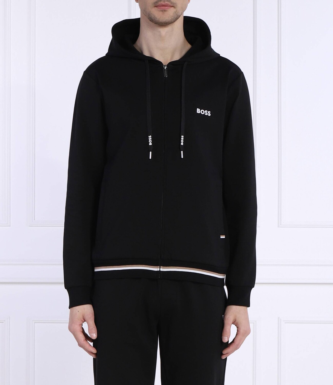 

Толстовка BOSS BLACK Heritage Regular Fit, черный