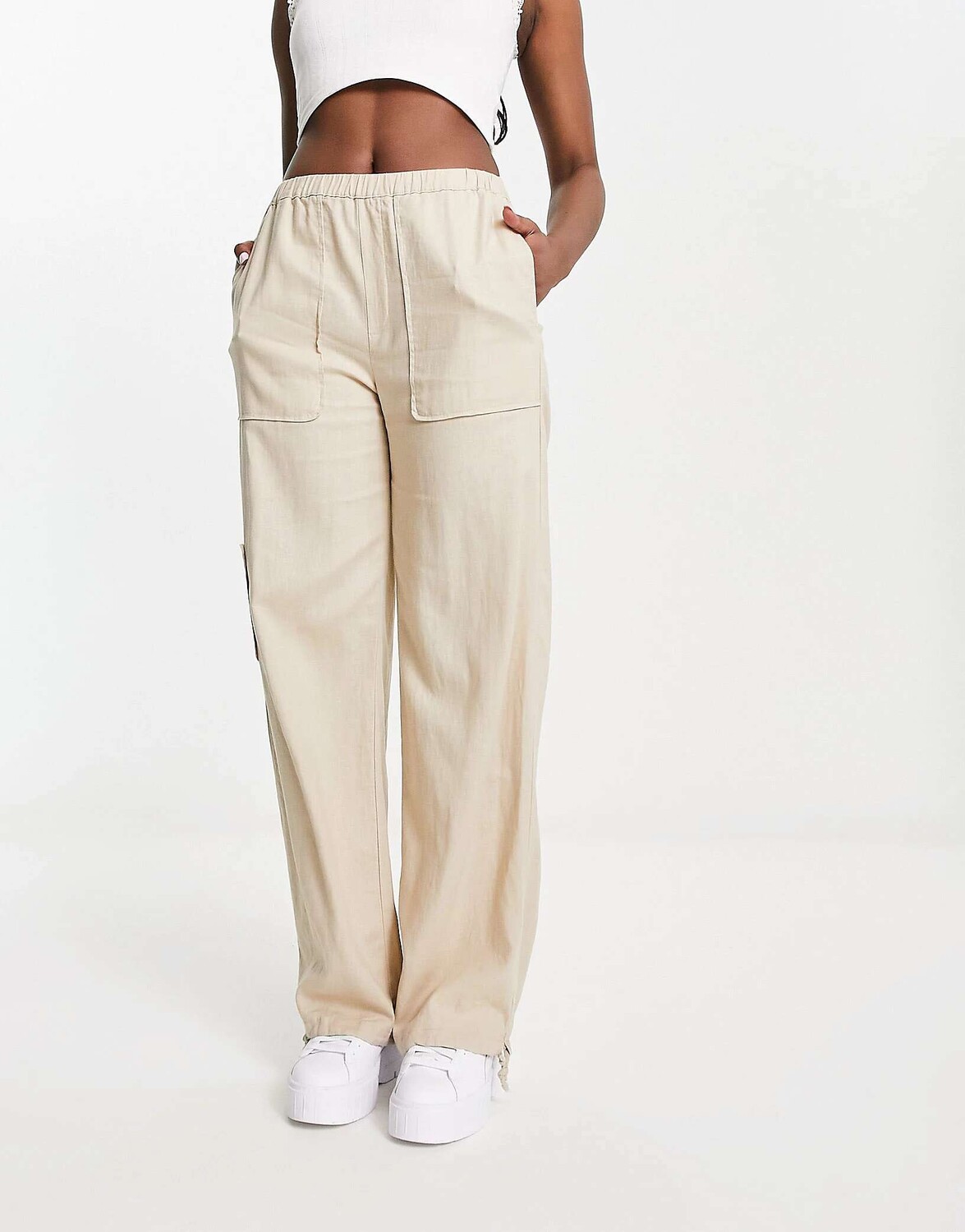 

Pull&Bear непринужденные льняные брюки песочного цвета