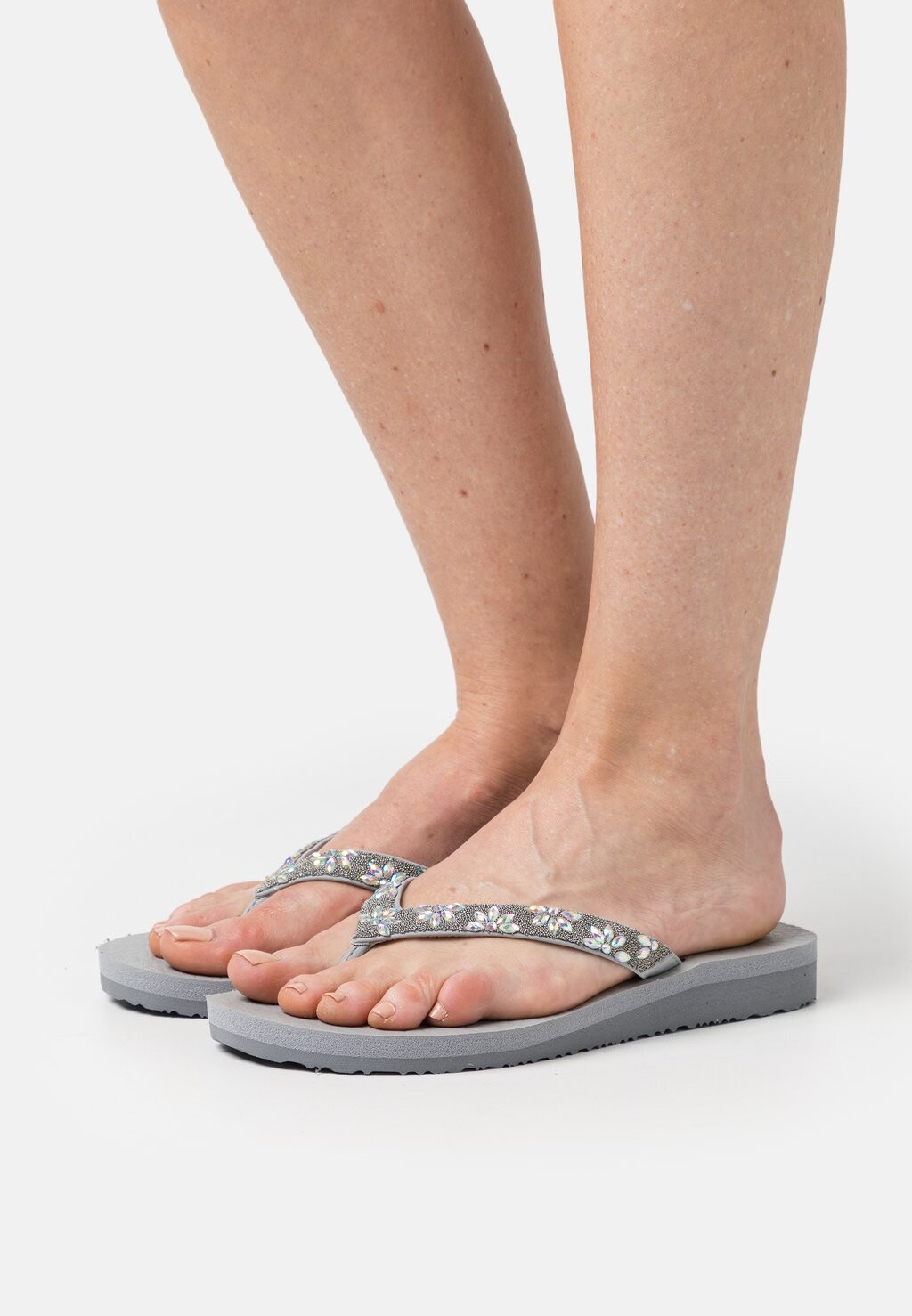

Сандалии Skechers