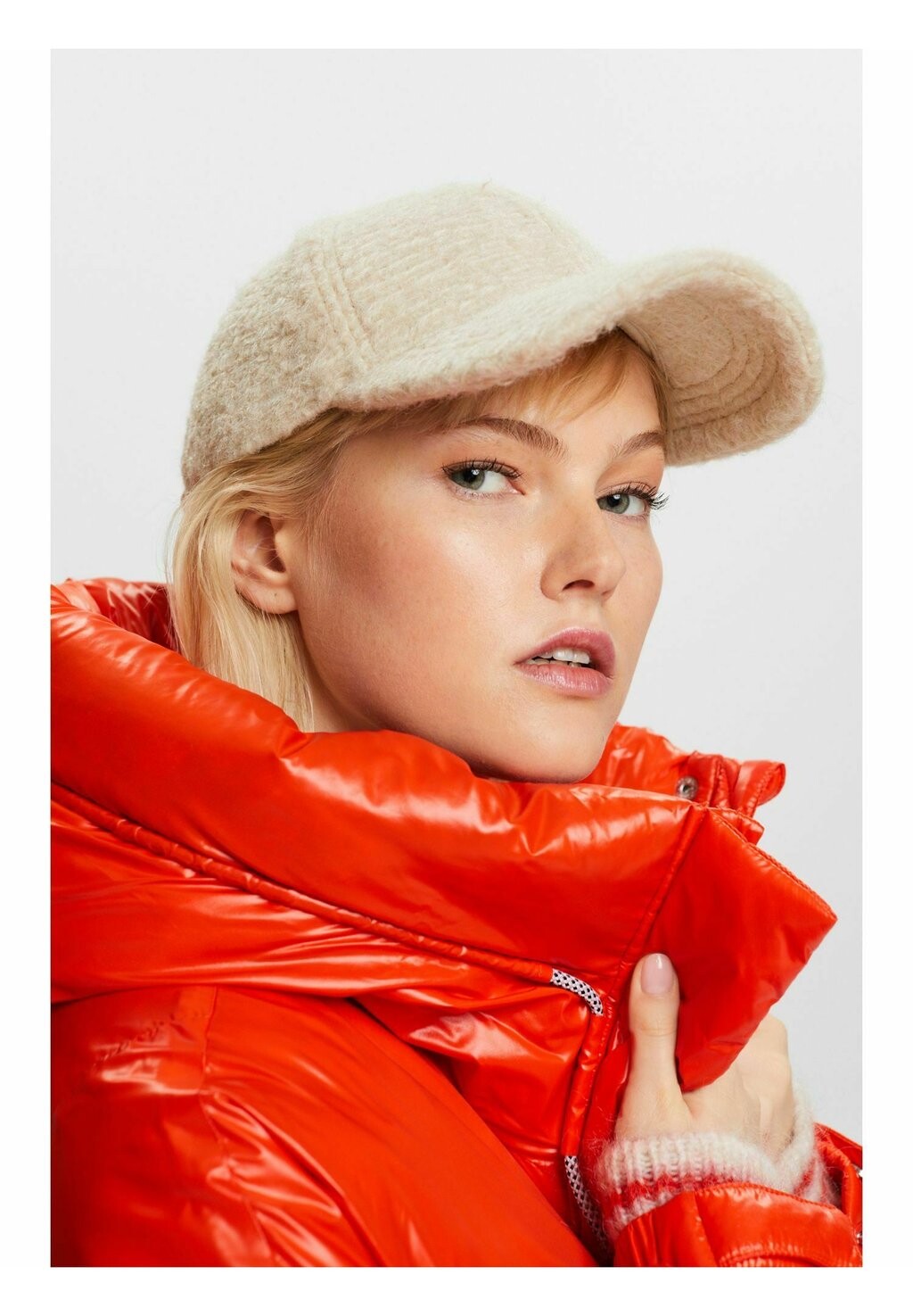 

Кепка K Curlybaseb Esprit, бежевый
