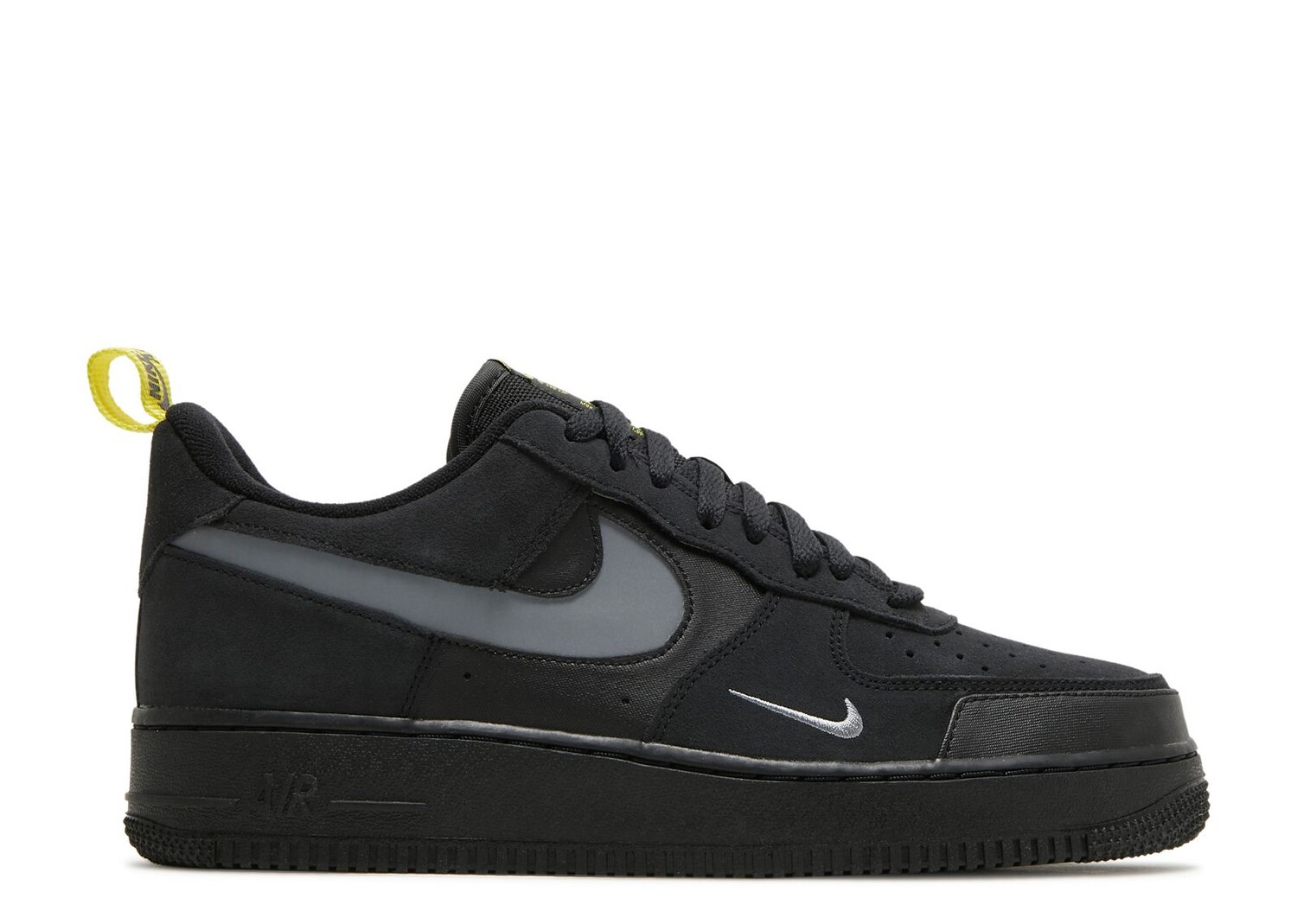 

Кроссовки Nike Air Force 1 Low 'Cut Out Swoosh - Black', черный