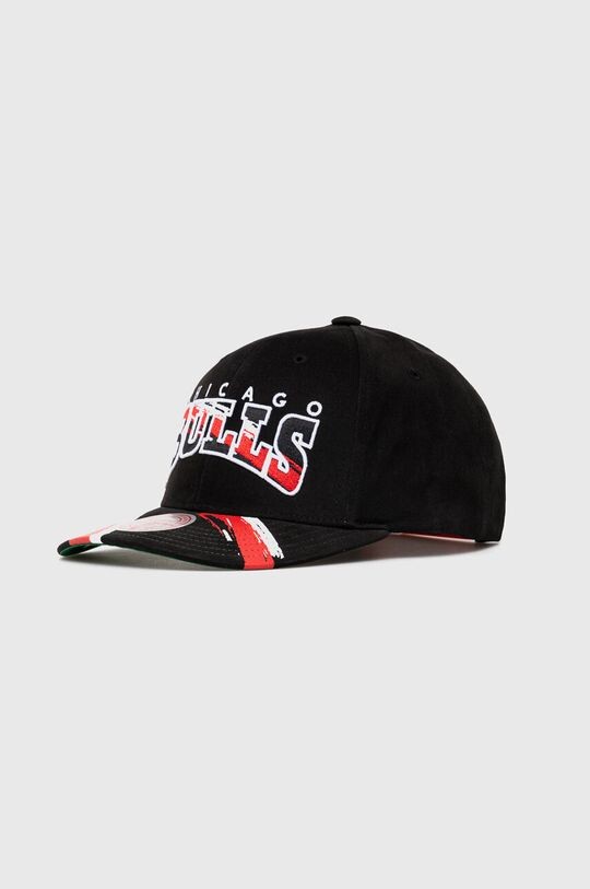 

Хлопковая бейсболка CHICAGO BULLS Mitchell&Ness, черный