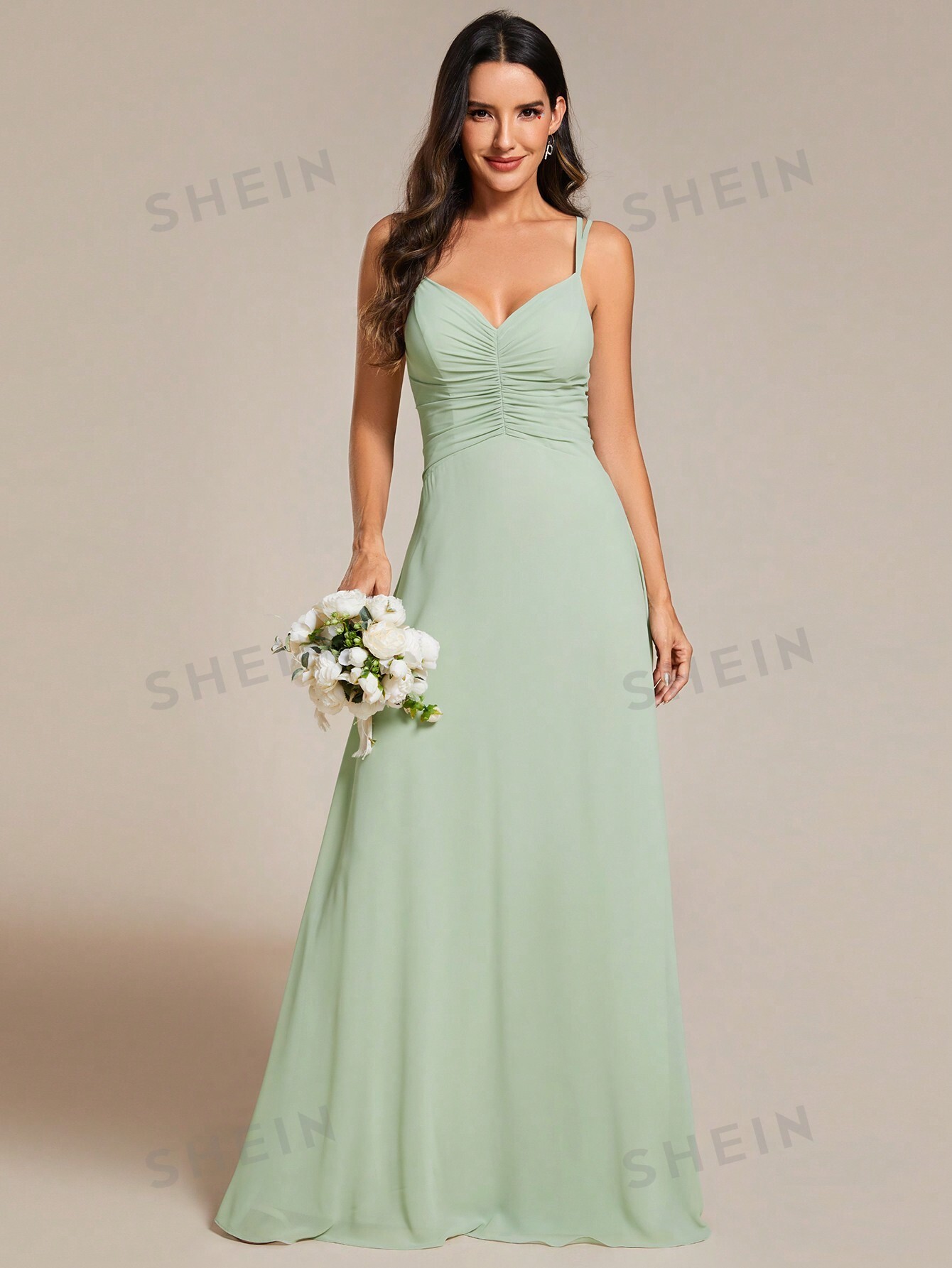 цена Платье для подружки невесты EVER-PRETTY с V-образным вырезом и рюшами на груди, мятно-зеленый
