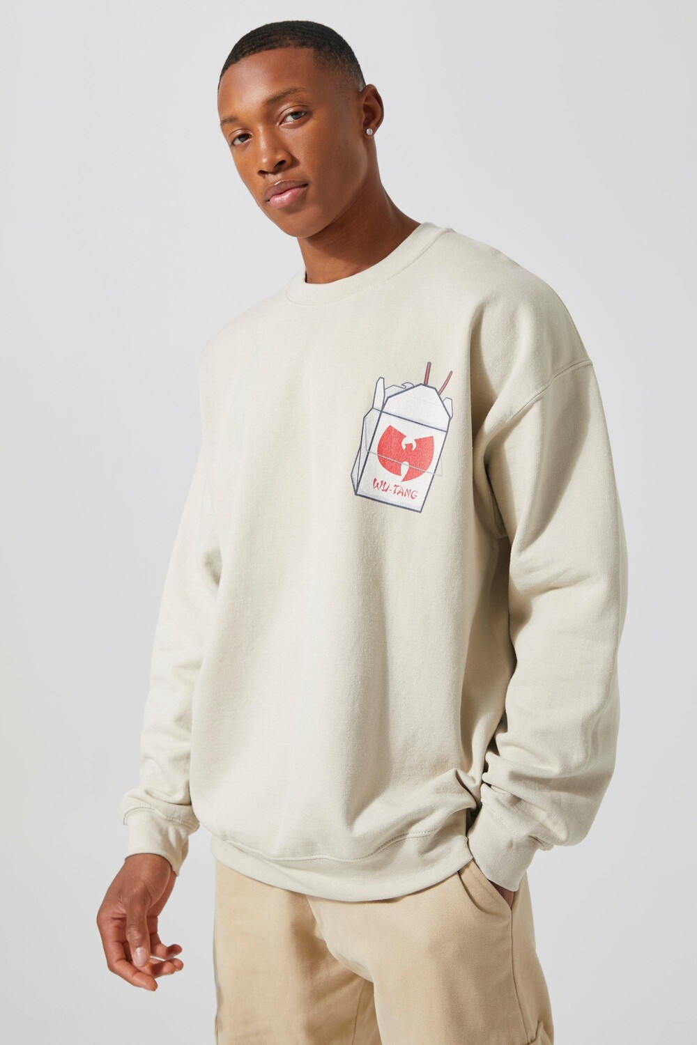 

Свитшот оверсайз wu-tang ramen license Boohoo, песочный, Бежевый