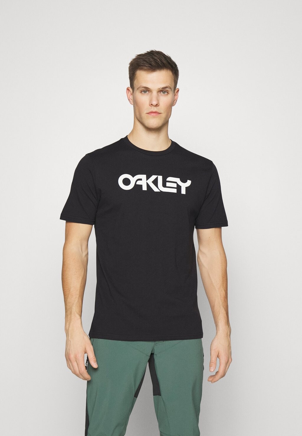

Рубашка с принтом Oakley