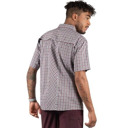 

Рубашка District с короткими рукавами мужская ZOIC, цвет Red Plaid