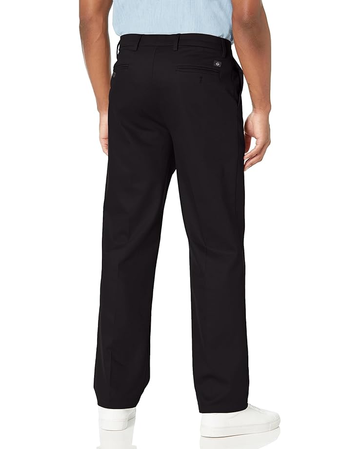 Брюки Dockers Classic Fit Signature Iron Free Khaki with Stain Defender Pants, цвет Beautiful Black