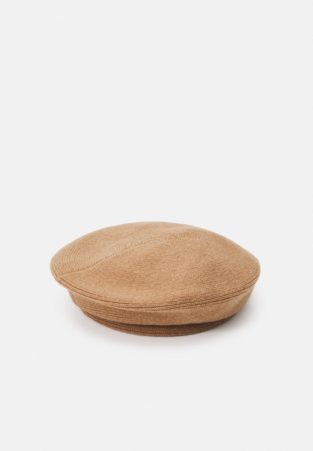 

Шапка бини WEEKEND MaxMara