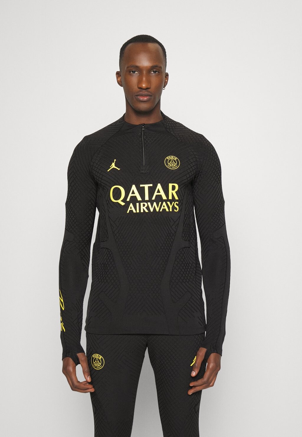 

Футболка Nike
