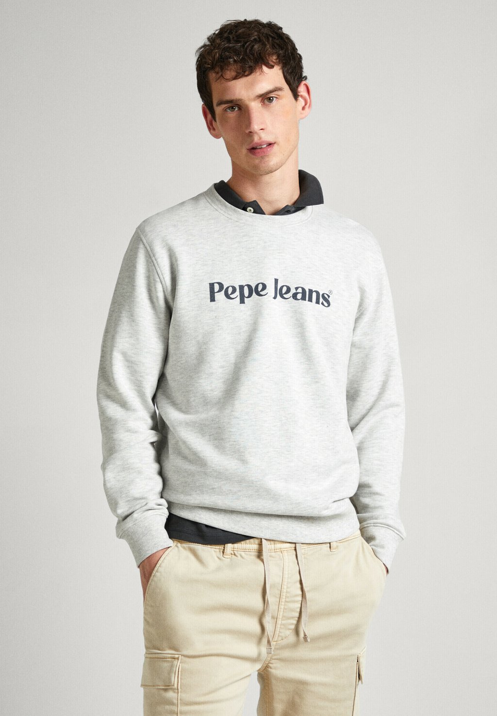 Толстовка REGIS Pepe Jeans, цвет light grey кроссовки pepe jeans zapatillas light grey