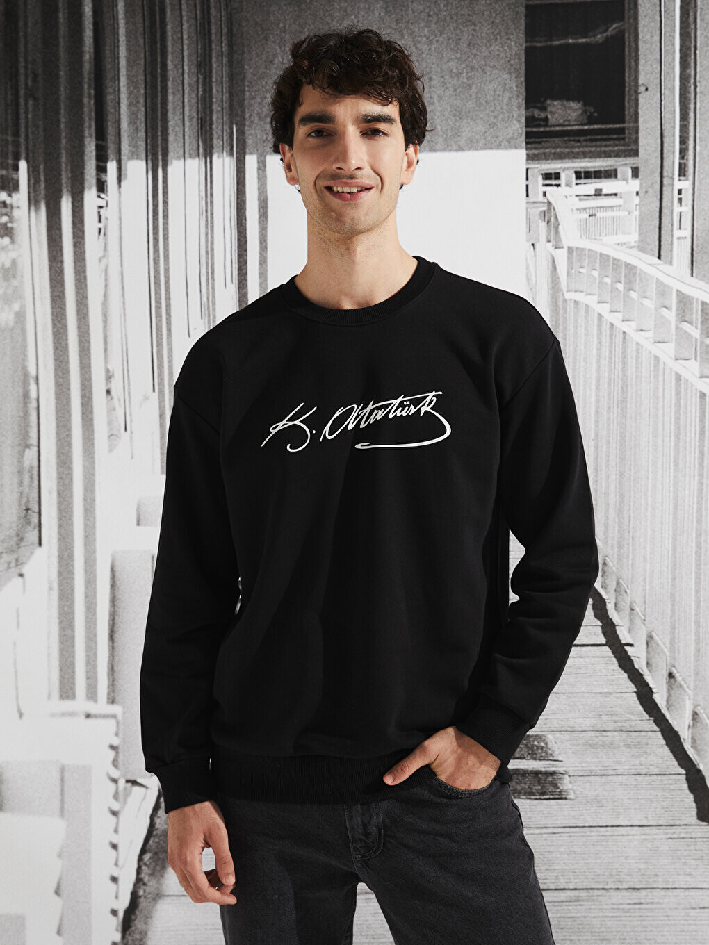

Мужская толстовка с круглым вырезом и длинным рукавом с принтом Ataturk Signature LCW Casual