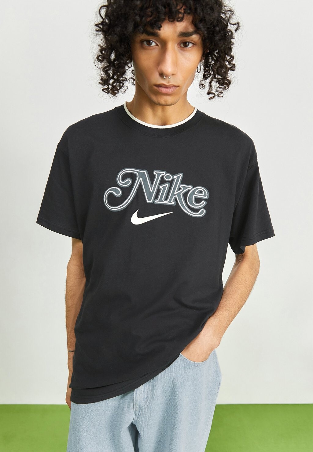 

Футболка с принтом M TREND Nike, черный
