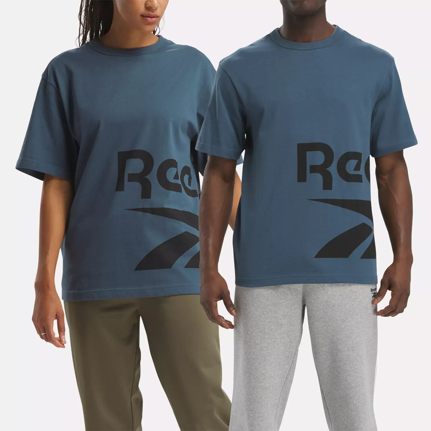 

Футболка с вектором графической серии Reebok, синий