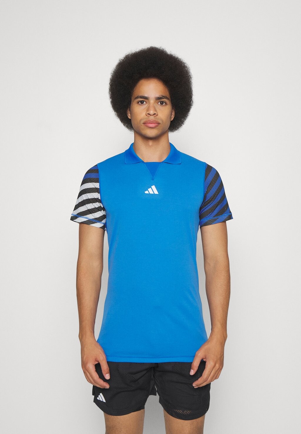 

Спортивная футболка Heat.Rdy Freelift Adidas, цвет bright royal