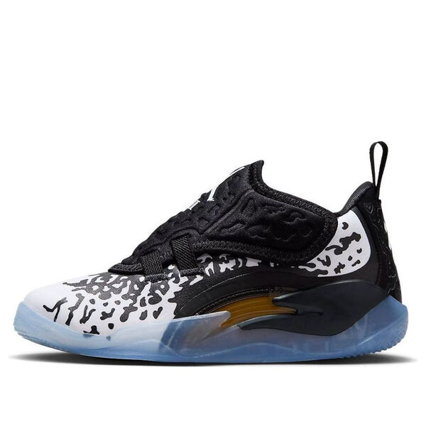 

Кроссовки Air Jordan Zion 3, черный/белый