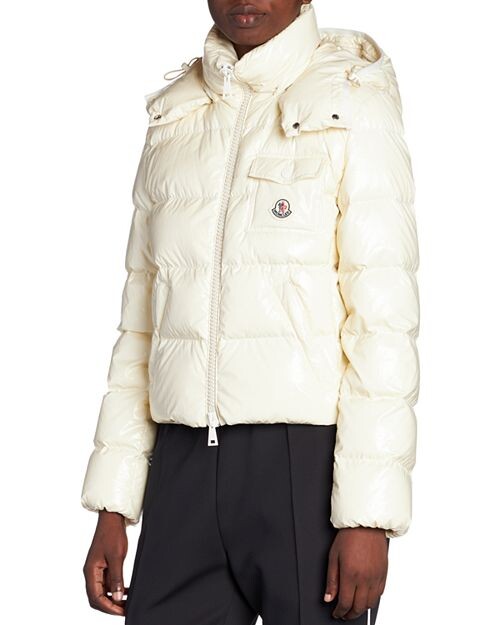 

Пуховик Andro Moncler, цвет Yellow