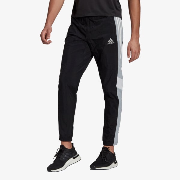 

Спортивные брюки Adidas