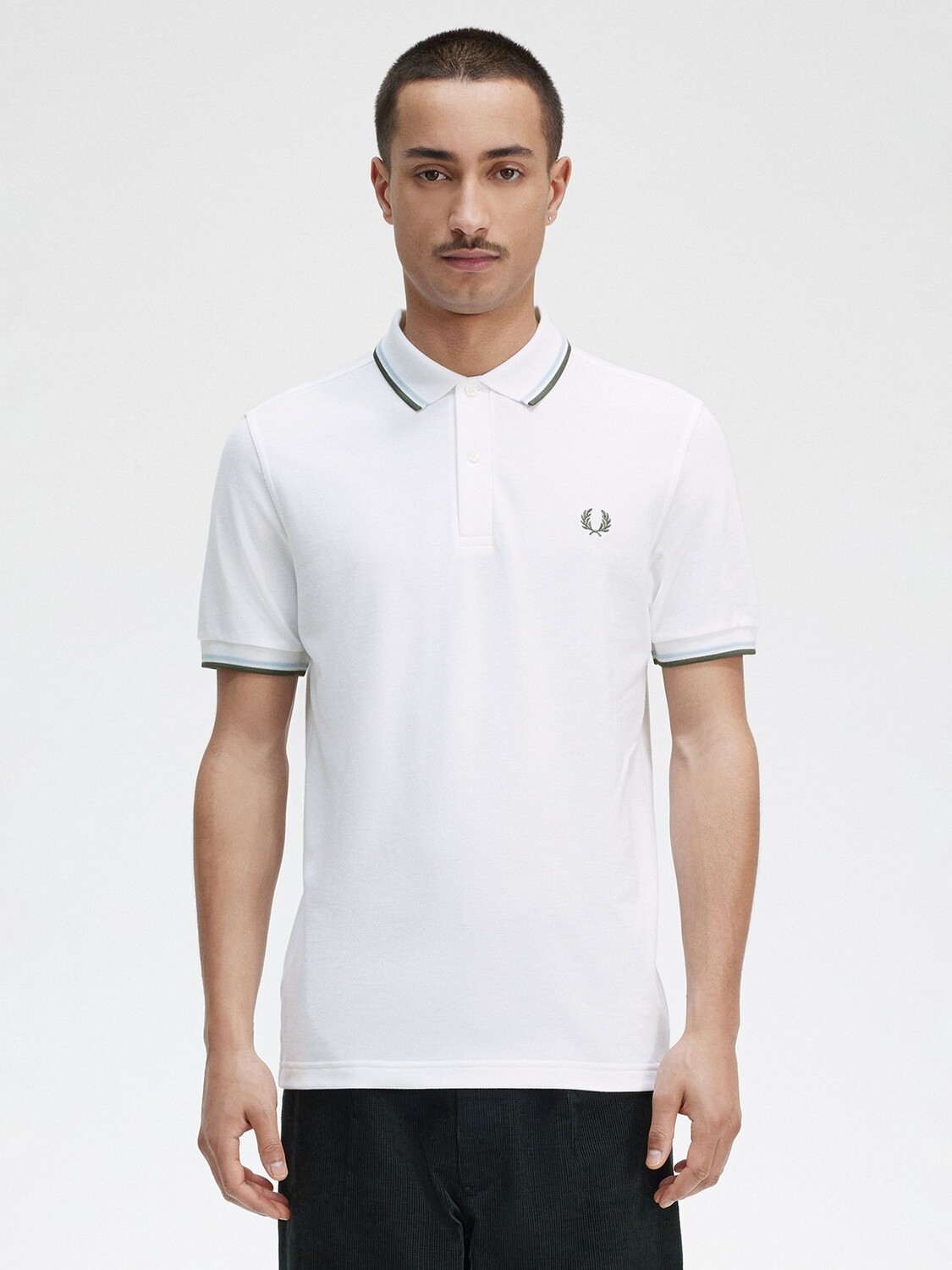 

Рубашка поло с короткими рукавами и двойным кончиком Fred Perry, белый/зеленый