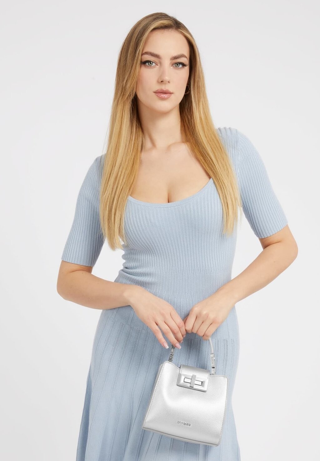 

Сумка Guess