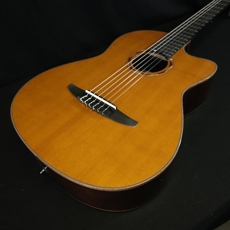 Акустическая гитара Yamaha NCX3C Nylon String Acoustic Electric Classical Guitar w/Reinforced Carry Bag