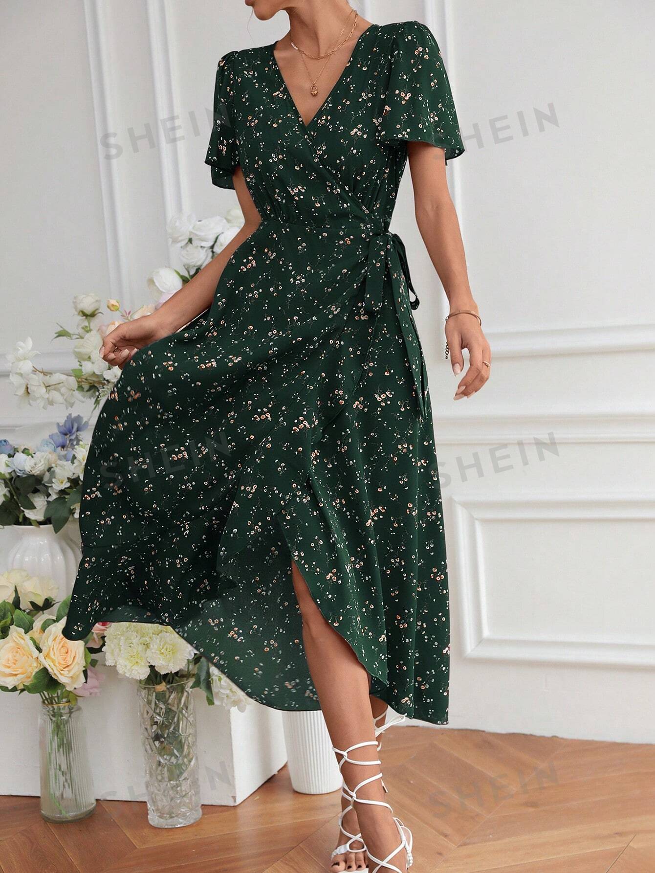 цена SHEIN Frenchy модное женское платье макси с цветочным принтом и завязками на талии, темно-зеленый