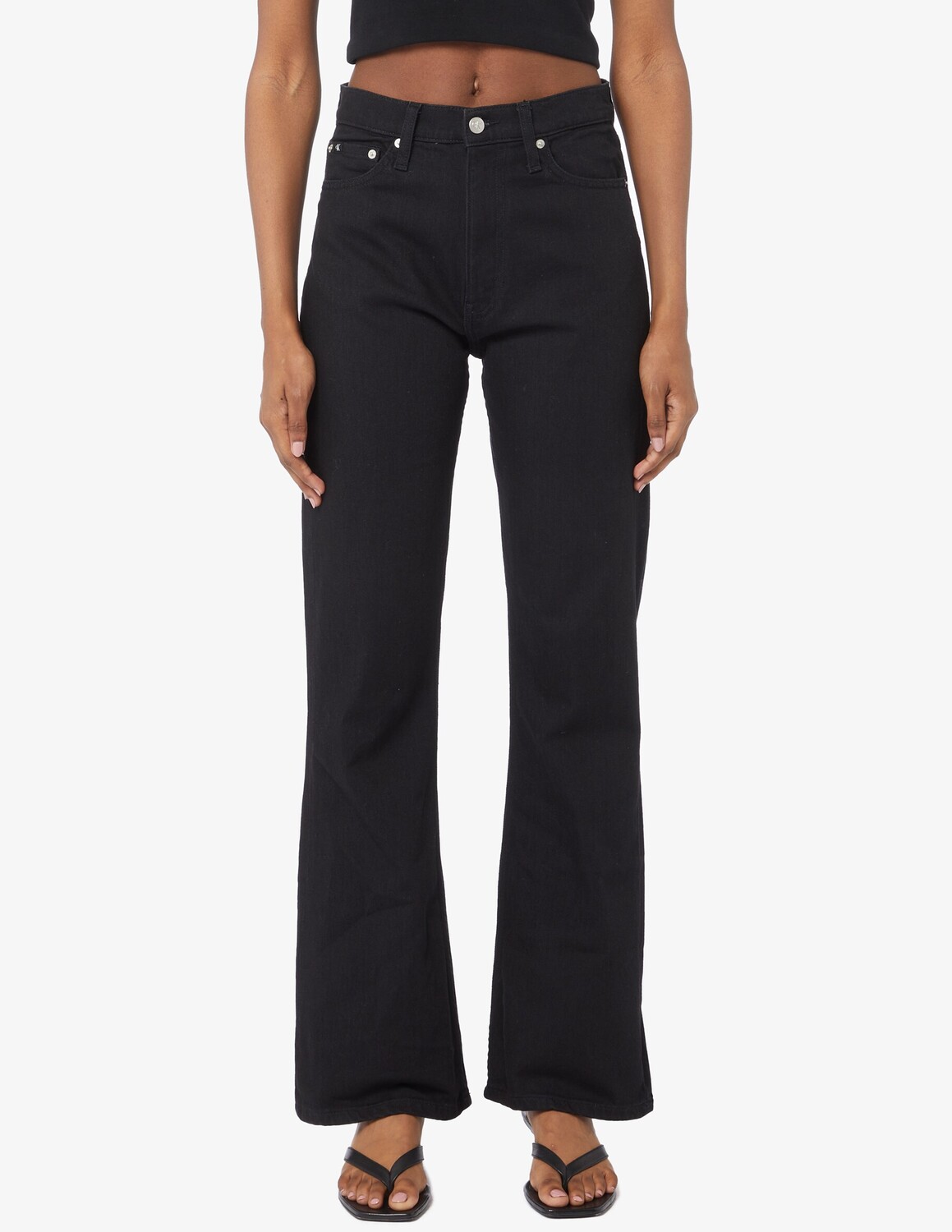 

Настоящие джинсы Bootcut. Calvin Klein Jeans, цвет Denim Black